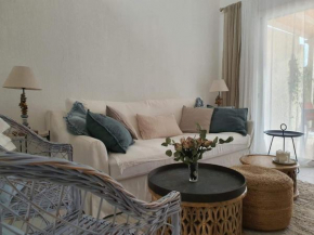 Beautiful cosy house with a spectacular sea view